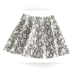 Forever 21 Lined Mini Skirt Floral Butterfly Off White & Gray Women’s Size M